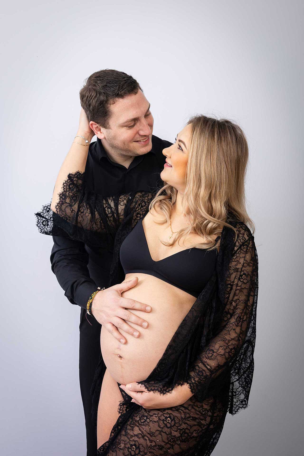 Grossesse - Fond blanc